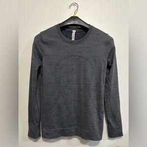 Swiftly Relaxed Long Sleeve Shirt